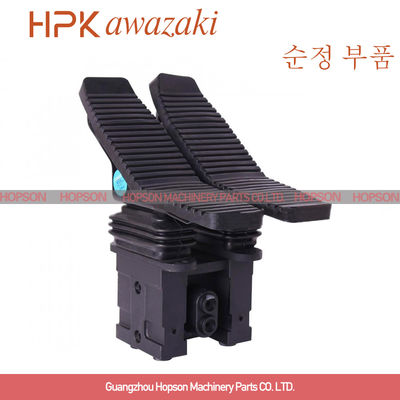 Hydrauliczny zawór nożny, części do koparek R200-5 R210-5 Hyundai