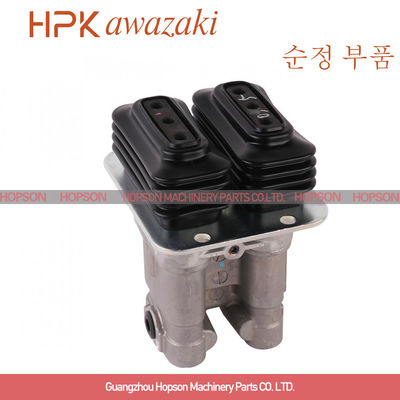 Sany Zawór hydrauliczny sterowany nożnie do koparki SY335 SY365 SY465